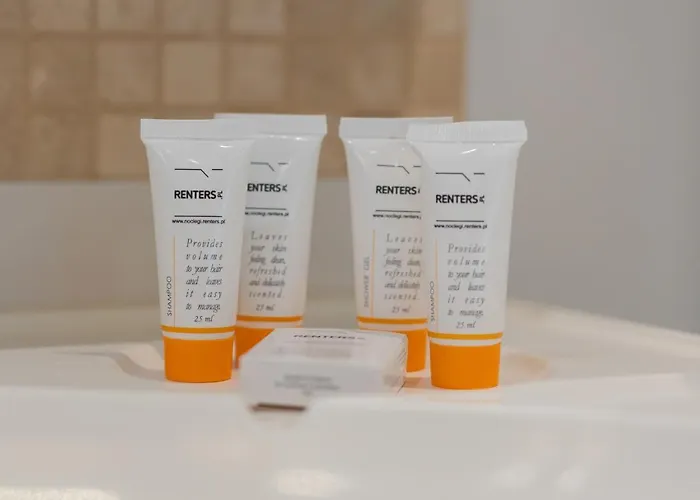 Symboliczna With Balcony & Parking By Renters Daire *