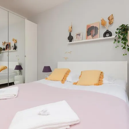 公寓 Symboliczna With Balcony & Parking By Renters *