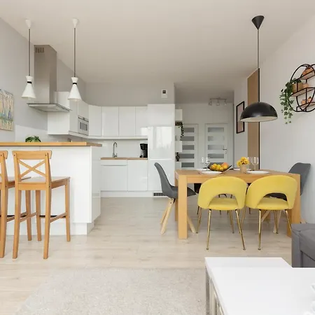 Lejlighed Symboliczna With Balcony & Parking By Renters *