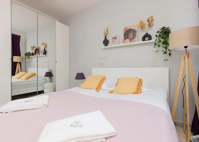 Lägenhet Symboliczna With Balcony & Parking By Renters *